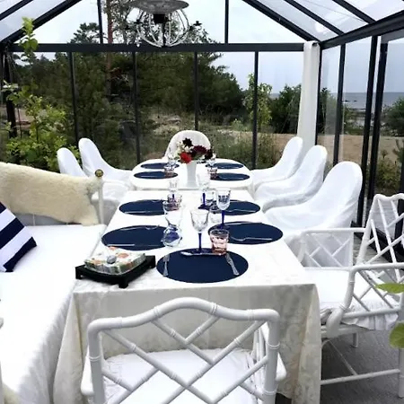 Solsidan - Your Resting Place Apartment