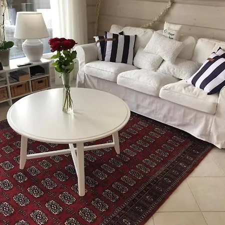 Solsidan - Your Resting Place Apartment